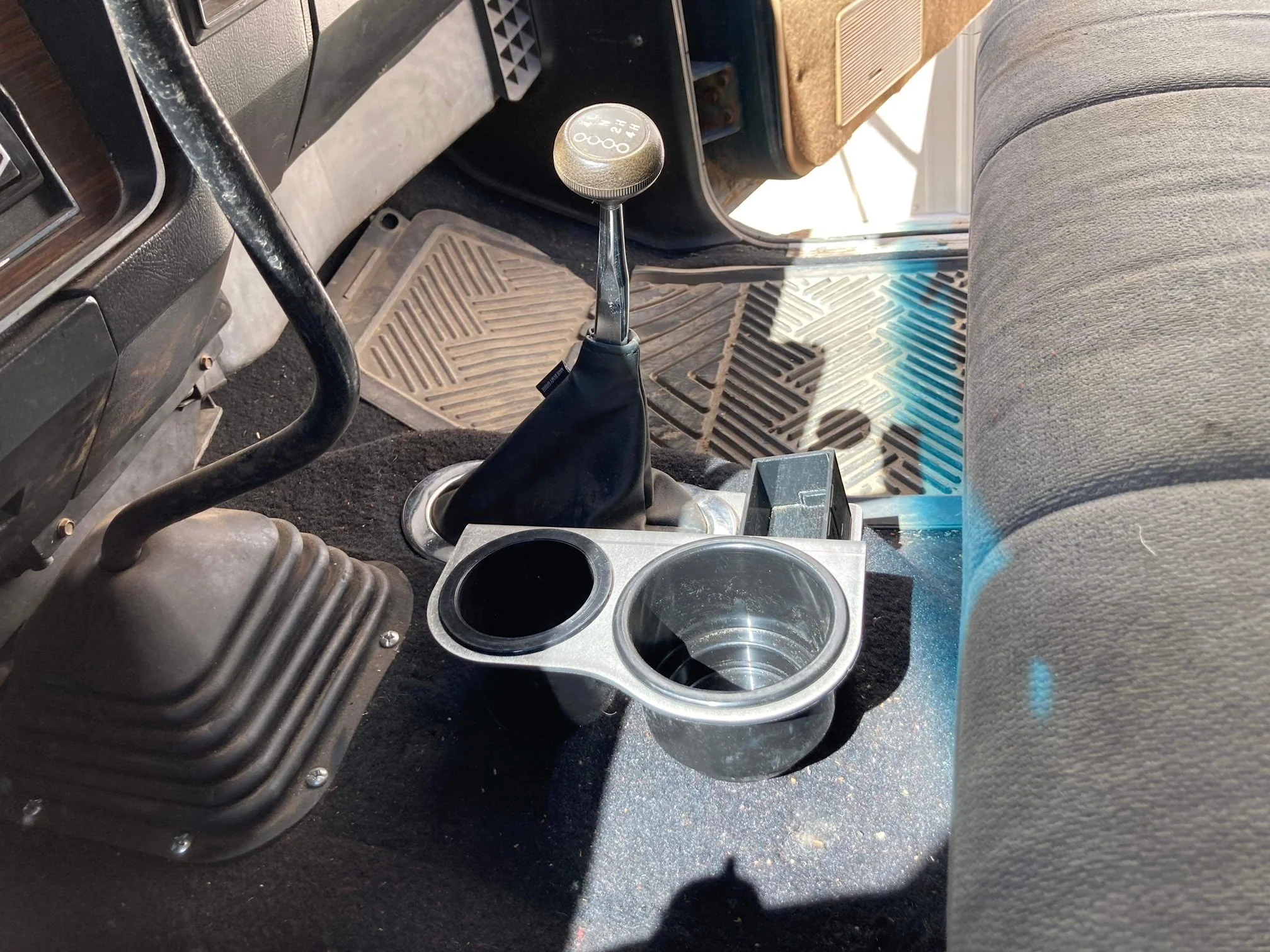 1st Gen Dodge Ram Shifter Mounted Cup Holder - Image 4