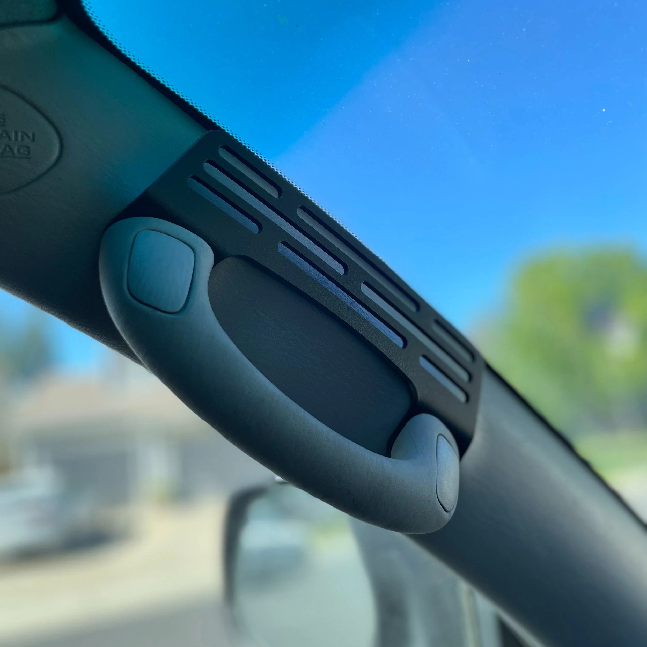 4th Gen 4Runner A-Pillar Accessory Mount/Molle Panel - Image 2