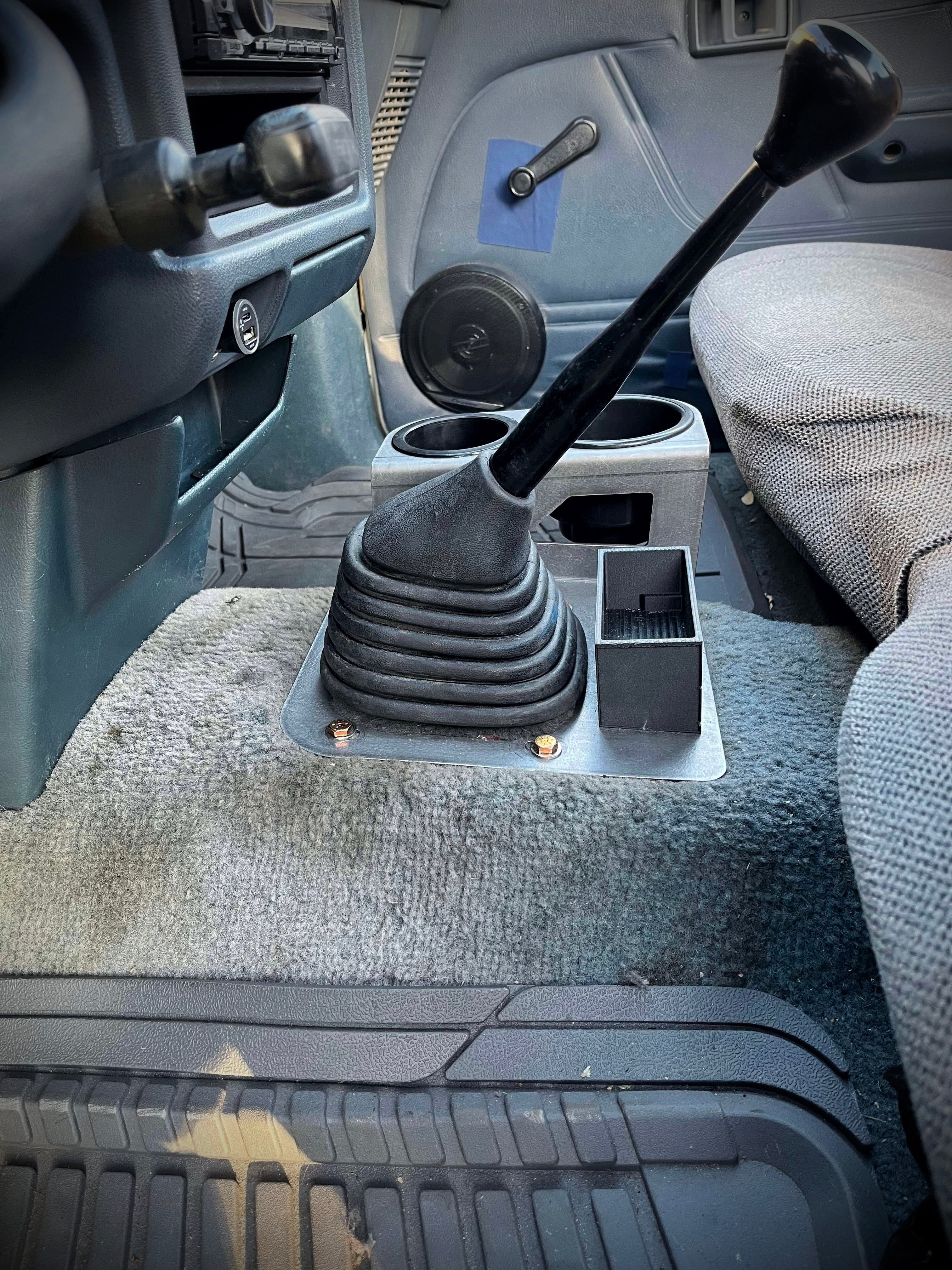2WD Toyota Pickup Shifter Mounted Cup Holder - Image 3