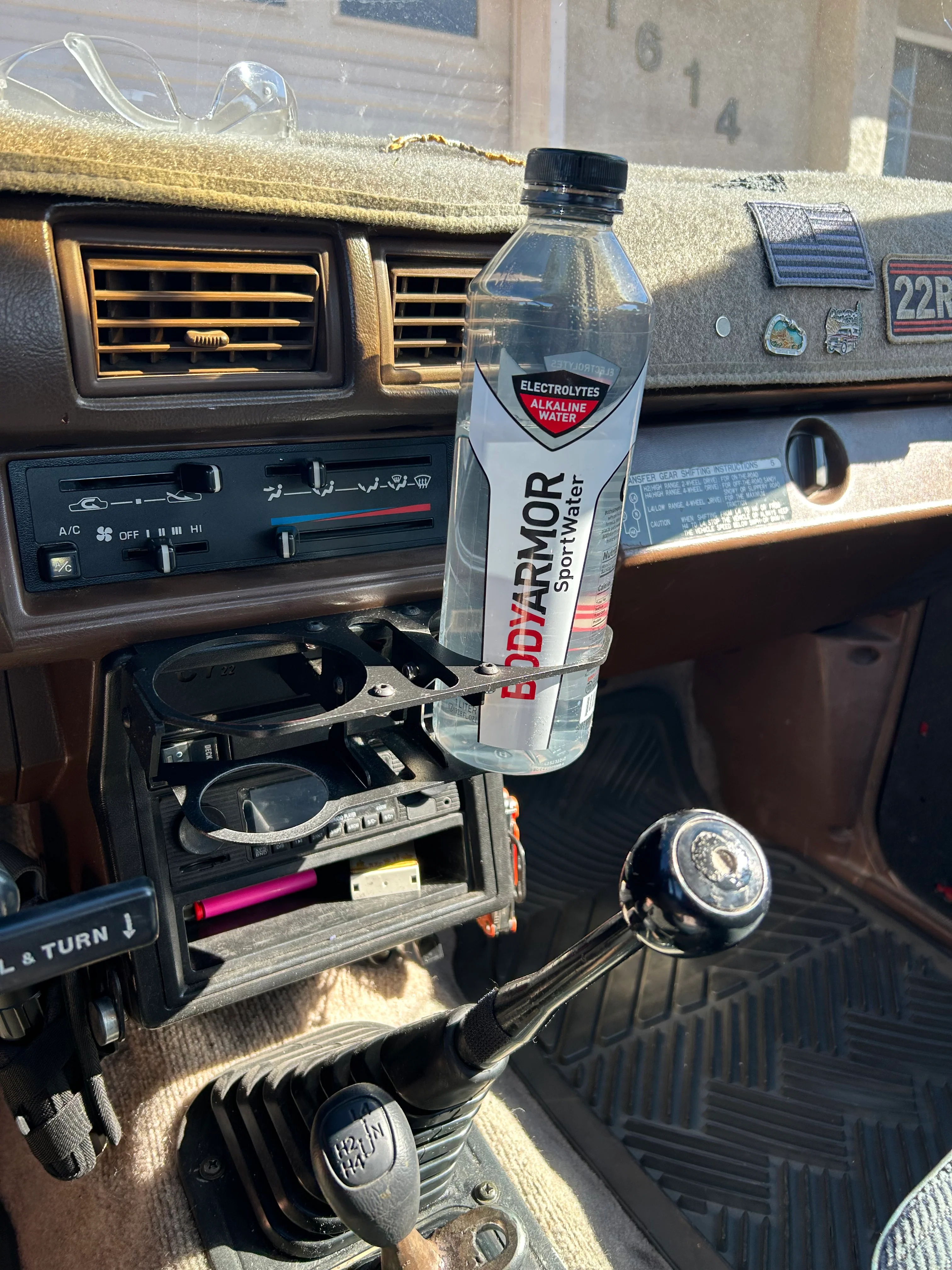 84-88 Toyota Pickup/4Runner Double Cup Holder - Image 7