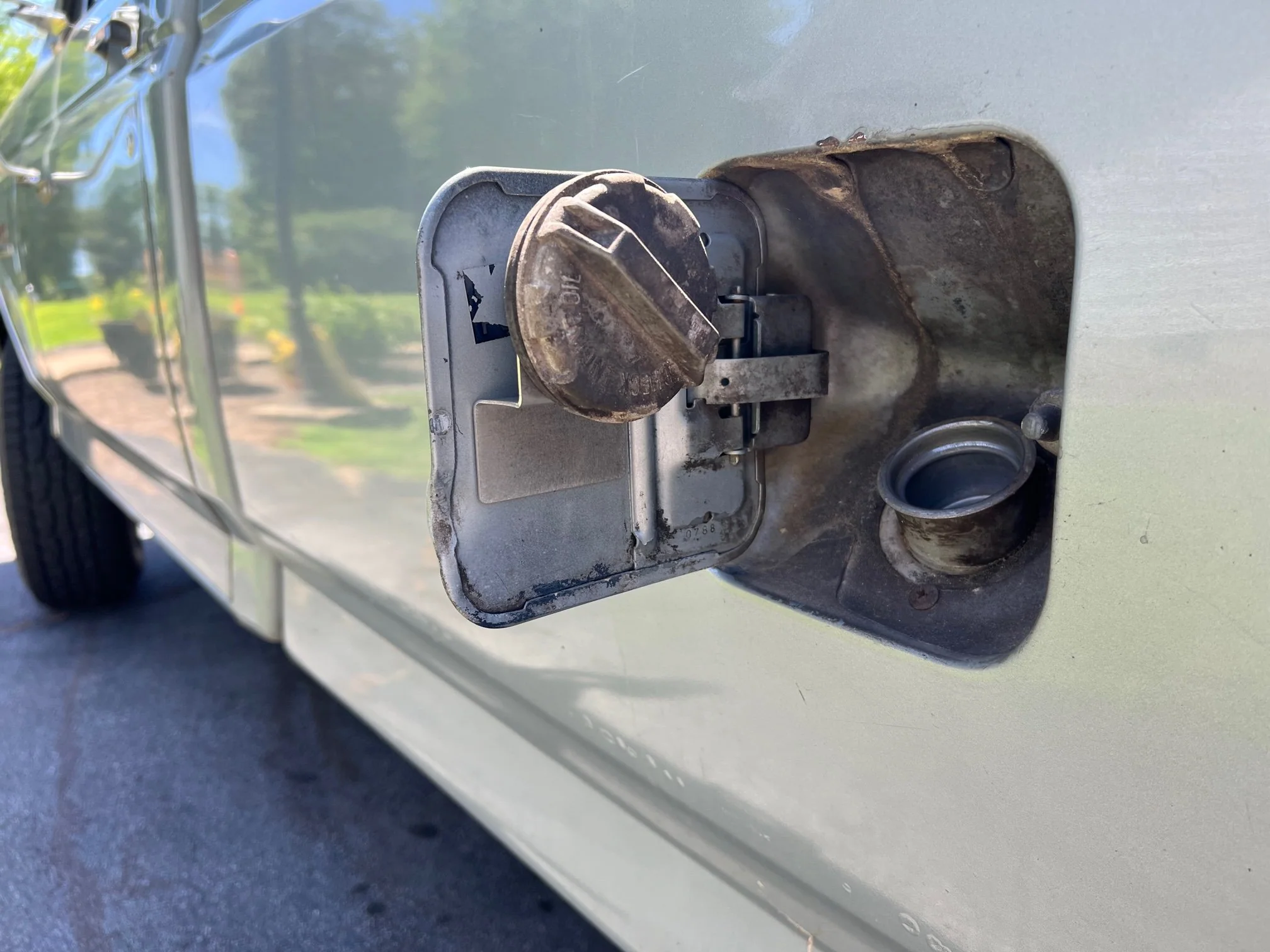 OBS Ford 80-97 Gas Cap Holder - Image 3