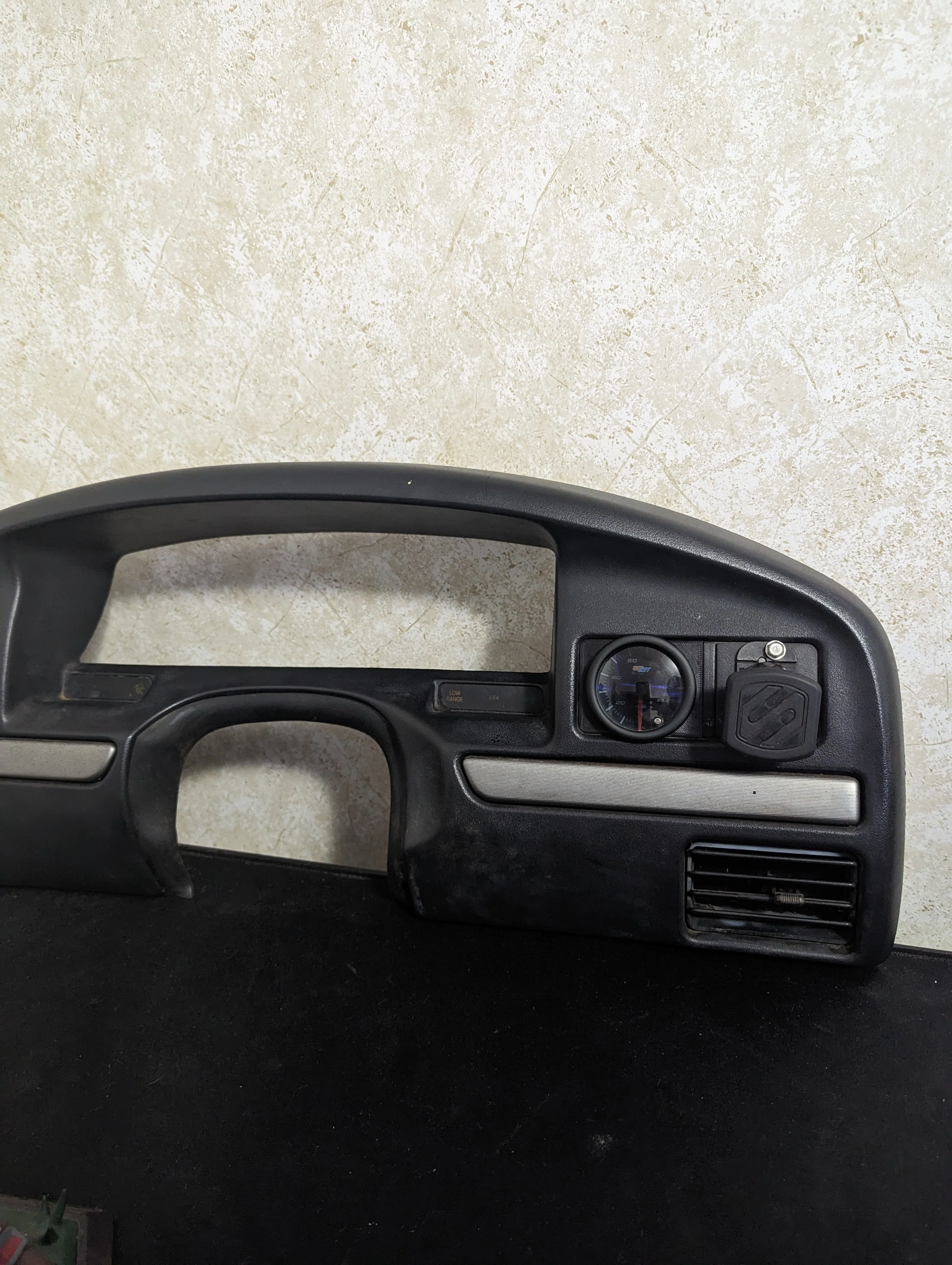 OBS Ford Dash 52mm Gauge Bezel - Image 9